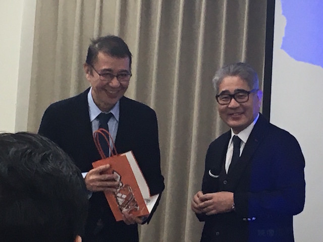 インプラントの勉強会　AOS全体の例会と忘年会　柴垣歯科医院