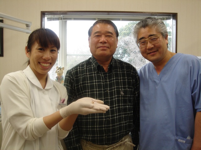 海老名市の境に位置する歯科医院　柴垣歯科医院患者さんと撮影