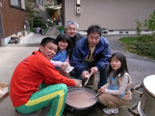 田舎の豊田でのこんにゃく作り