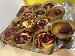 綾瀬市と海老名市の境にある柴垣歯科医院　スタッフが作成したブラックベリーマフィン