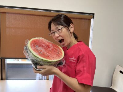 綾瀬市海老名市柴垣歯科医院　スイカ　アイスクリーム　夏
