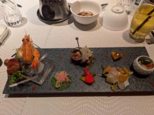 綾瀬市海老名市柴垣歯科医院　院内旅行　御殿場アウトレット　箱根離宮