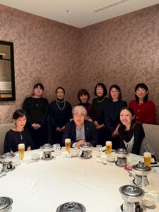 綾瀬市海老名市柴垣歯科医院　院内旅行　御殿場アウトレット　箱根離宮